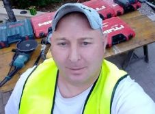 Minősített emberölés miatt bíróság elé került a kanapéba rejtett halott kislány gyilkosa