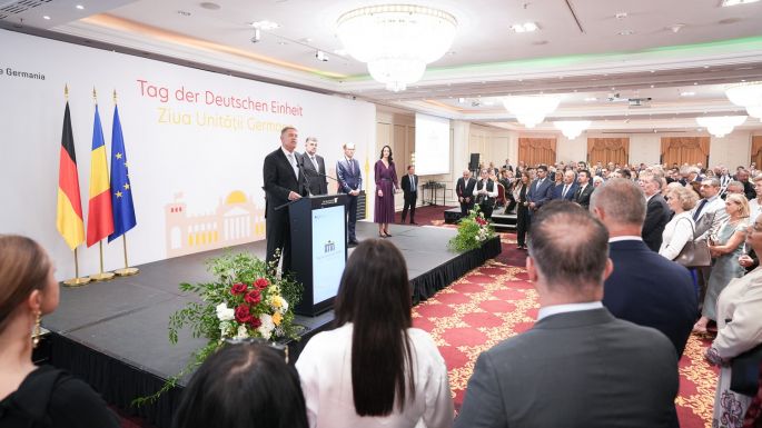 Iohannis a német egység napján: együtt kell fellépnünk értékeink védelmében