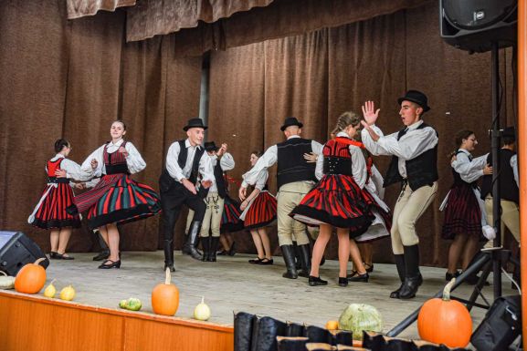 Csíkkozmáson tartották a 7. Alcsíki Néptánctalálkozót