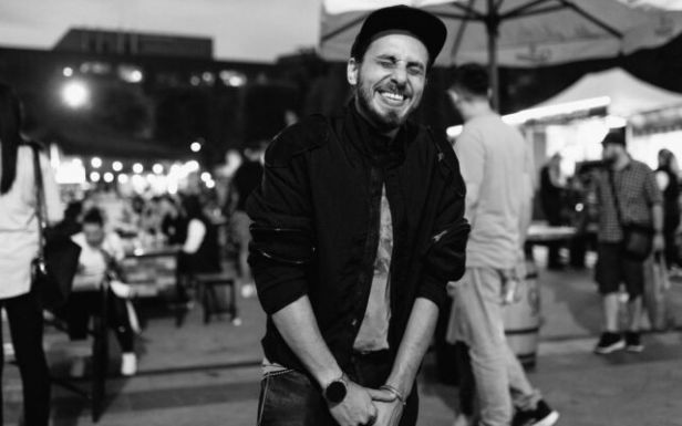 Bedrogozva vezetett a fővárosban a Chef Foa néven ismert sztárszakács