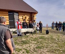 Jézuskereszt-avatás a Poszkár-tetőn