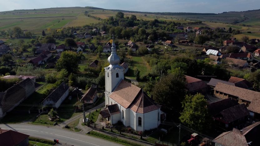 Erdély legjei – A jobbágytelki szalmakalap és szorgos-táncos emberek