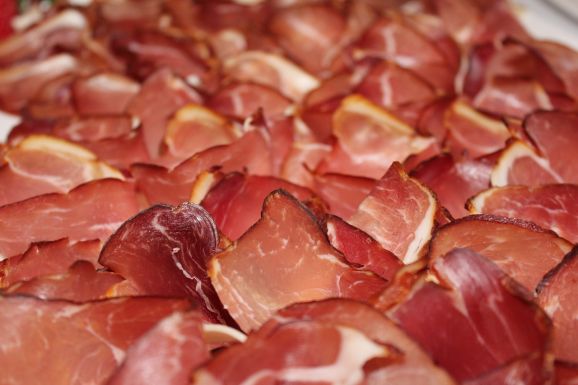 Tiltanák a szintetikus hús forgalmazását