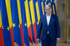 Egyszerű indítvány „az adókat mosolyogva növelő miniszter