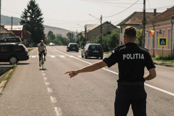 Biciklis drogdílert kaptak el a rendőrök