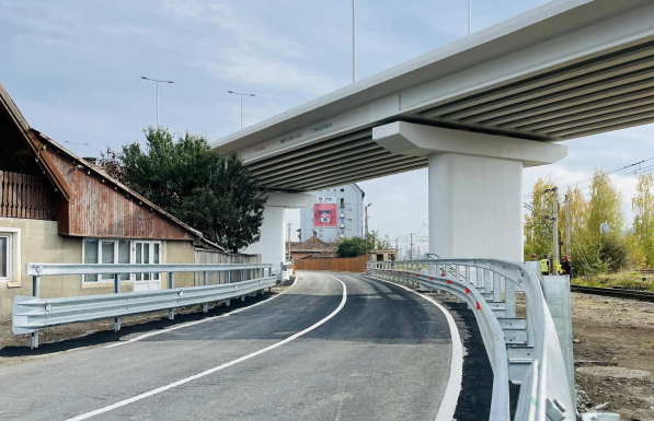 Csíkszereda önkormányzata újabb pert nyert a vasúti felüljáró ügyében