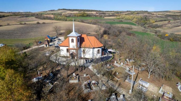 Átadták Csekelaka teljesen újjáépített református templomát