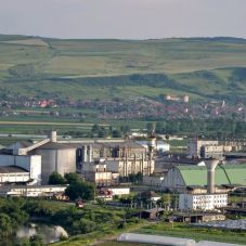 Már a boltokban a marosludasi cukor