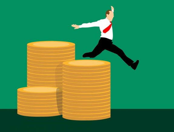 Csörte a kormánykoalícióban a szeptemberi deficit miatt – pénzügyminiszter három napig nem aludt