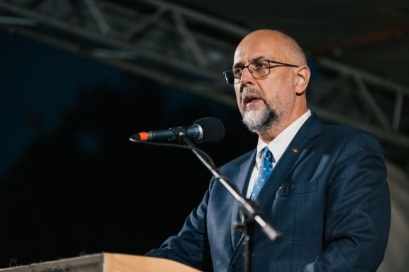Kelemen Hunor Aradon: „nem lehet parancsba adni, hogy felejtsünk!”