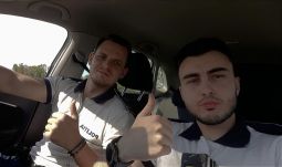 Megpróbálta megvesztegetni a rendőröket, eljárás indult a szabálytalanul közlekedő sofőr ellen