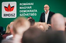 Kelemen Hunor: a kormány semmibe veszi a parlamentet 
