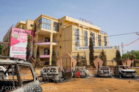 Egyénileg szankcionálná az EU a nigeri katonai junta vezetőit