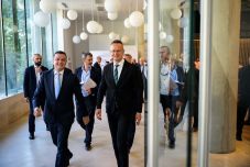 Szijjártó Péter Temesváron: két új határátkelő lesz Magyarország és Románia között; ezzel tizennégyre nő a számuk