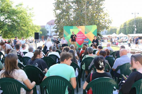 Közös gondolkodásra szólítják fel a nagybányai magyarokat a közösség jövőjét illetően