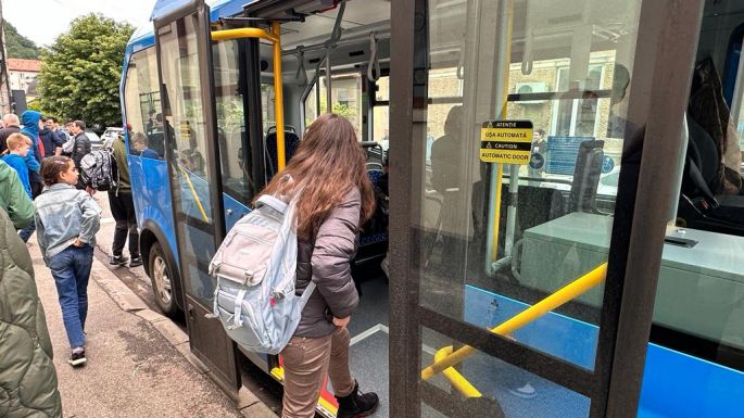 Újabb elektromos iskolabuszokra pályázik Kolozs Megye Tanácsa