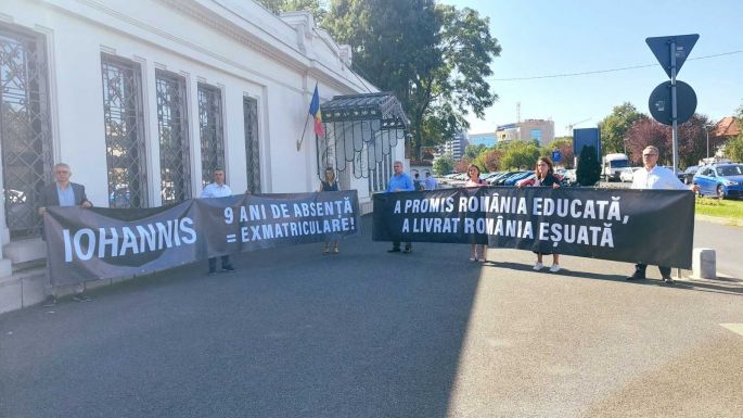 Iohannis elleni tüntetéssel „kezdte a tanévet” az USR