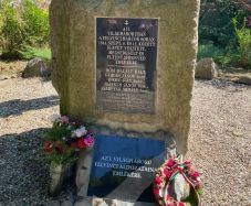 Felavatták az első világháború áldozatainak emléktábláját Felvincen