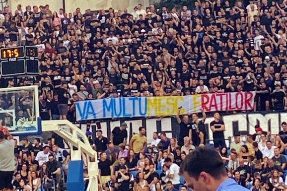 „Köszönjük, testvérek” – üzenték a szerb ultrák az össztűz alá vett román „kollégáknak”