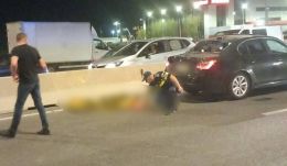 Tizenhat éves fiút gázoltak halálra az átjárón