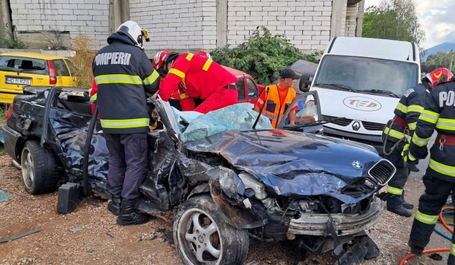 Heten sérültek meg egy erdélyi közúti balesetben