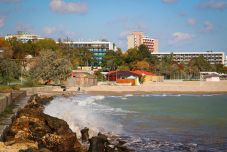 Panaszkodnak a tengerparti szállodatulajdonosok a túl sok ellenőrzés miatt