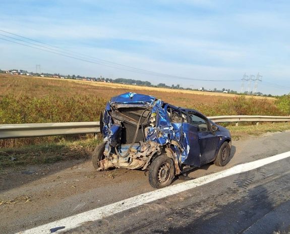 FRISSÍTVE – Láncbaleset: négy autó karambolozott az A1-es autópályán, öt áldozat meghalt