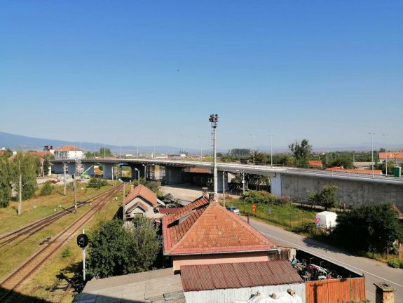 Ősszel átadják a csíkszeredai vasúti felüljárót