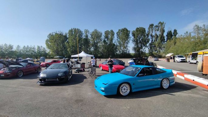 Japán autók seregszemléje Kézdivásárhelyen