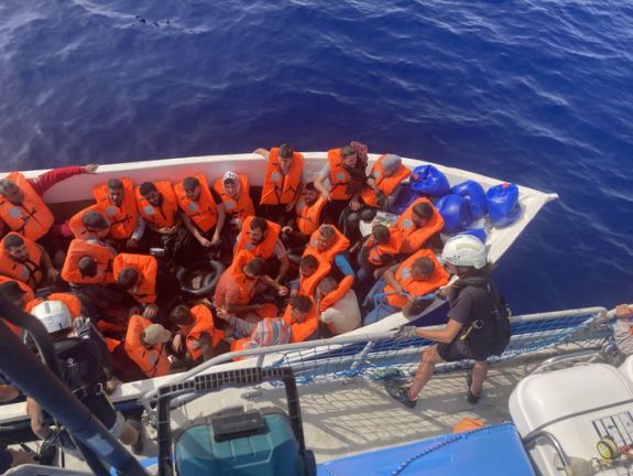 Pozzallóban nyílik meg az első olasz zárt tábor a migránsok visszatartására