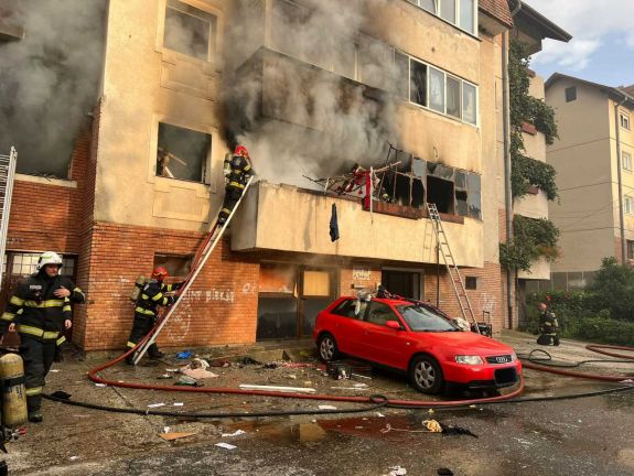 FRISSÍTVE – Erős robbanásra ébredtek egy erdélyi nagyváros lakói