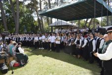 Katonadalok csendültek fel Csernátonban