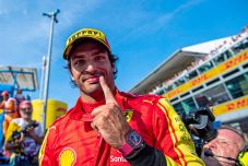 Carlos Sainz „lekörözte” a tolvajt és visszaszerezte a luxusóráját