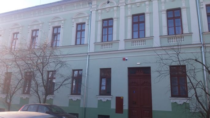 Biztonságba helyezték a felszámolással fenyegetett nagyváradi magyar osztályokat