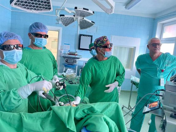 Új, 3D-s laparoszkóppal bővült a Szilágy Megyei Sürgősségi Kórház sebészete