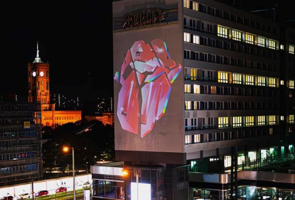 Tizennyolc év után új dalokból álló lemezzel jelentkezik a Rolling Stones