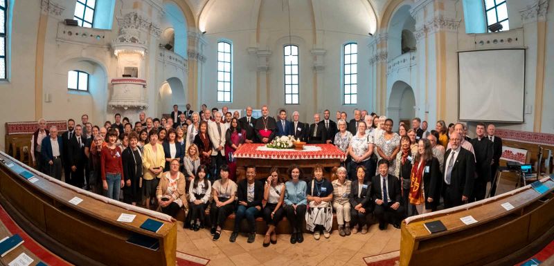 A vallási közösségeknek is felelősségük van az erőszakmentesség elősegítésében