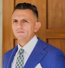 Nem viselt bukósisakot, ez okozta a halálát annak a tűzoltónak, aki a crevediai töltőállomás engedélyét is visszavonta