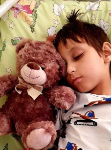 Kétségek között: Romániában lemondtak róla, Olivért csak a külföldi orvosok menthetik meg