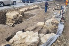 Megtalálták a középkori Kolozsvár Torda utcai kaputornyát