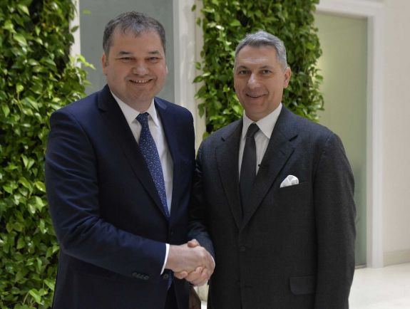 Románia és Magyarország gazdasági kapcsolatainak erősödése a magyar kormány érdeke