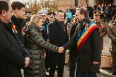 Cáfolja a temesvári polgármester, hogy román zászlók eltávolítását rendelte volna el