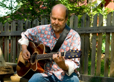 Elhunyt Lasse Wellander, az ABBA gitárosa