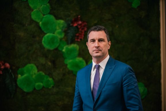 Tánczos Barna: A környezetvédelmi támogatásokkal az RMDSZ élhetőbbé teszi a településeket (INTERJÚ)