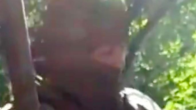 FRISSÍTVE – Egy ukrán katona lefejezéséről terjed videó a világhálón