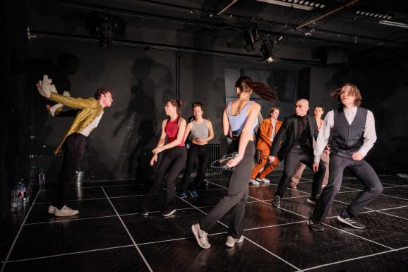 Ingyenes felkészítőket tartanak a BBTE Magyar Színházi Intézet oktatói a felvételizők számára