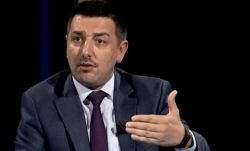 Megtámadtak egy újságírót Koszovóban