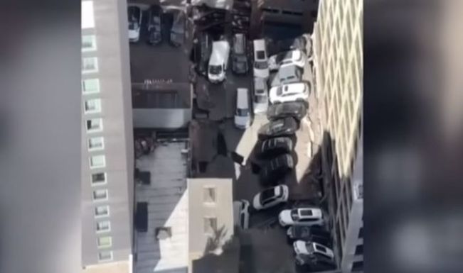 Beomlott egy parkolóház felső emelete, többen megsérültek