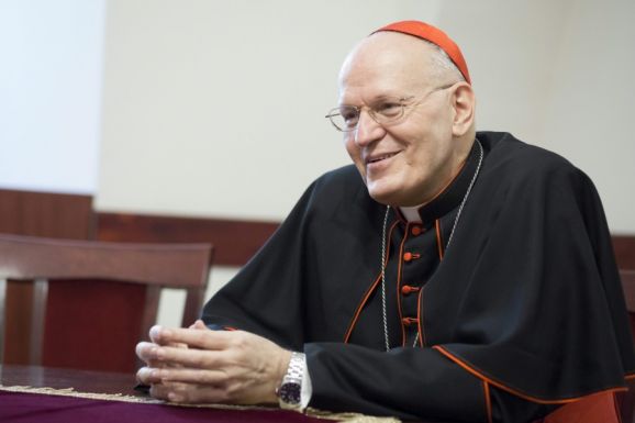 Erdő Péter: élő közösségként készülünk a találkozásra Ferenc pápával
