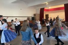 Szent György-napi táncházzal és „sárkánytúrával” ünnepeltek Torockószentgyörgyön